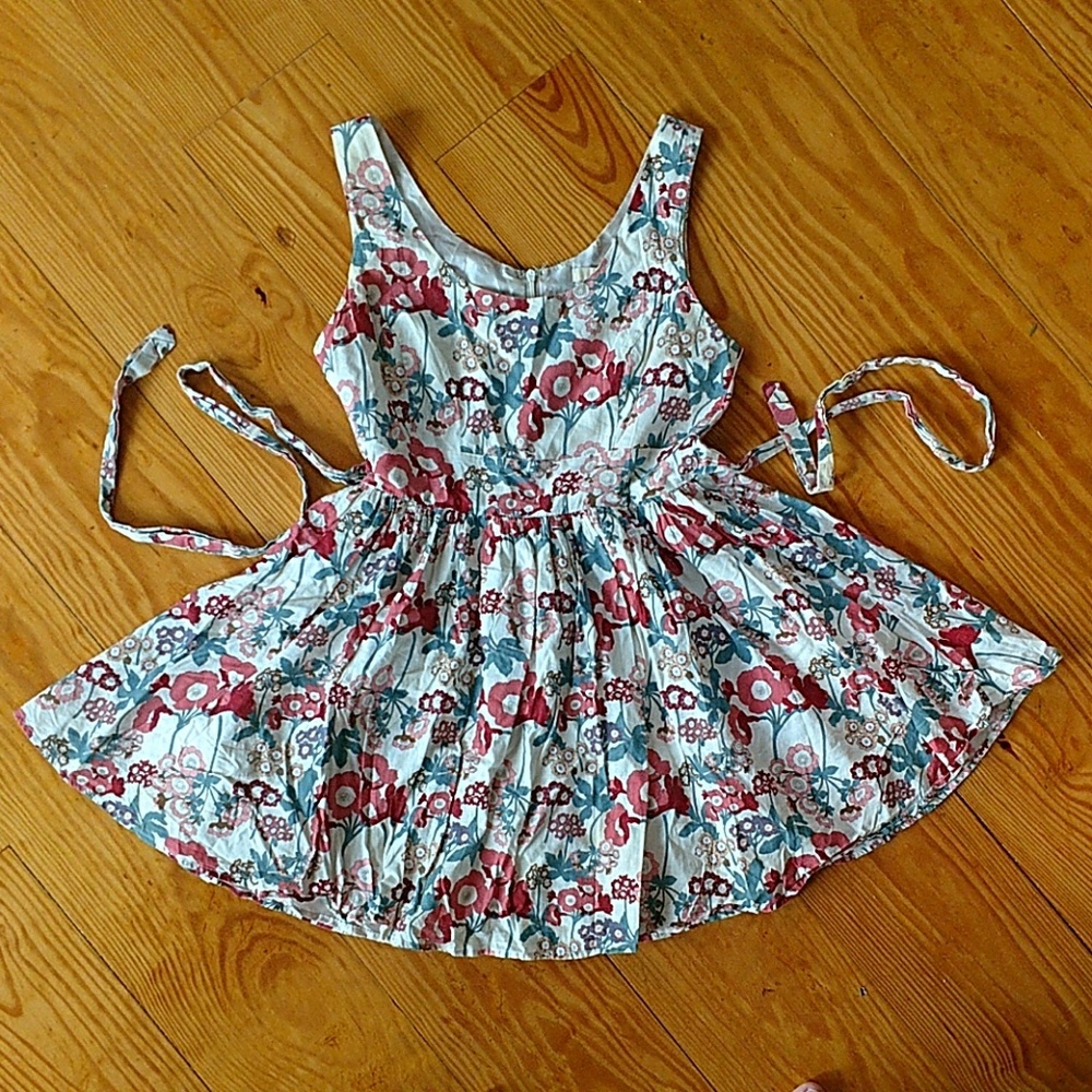 Vintage Style Retro Poppy Floral Fit & Flare Dress